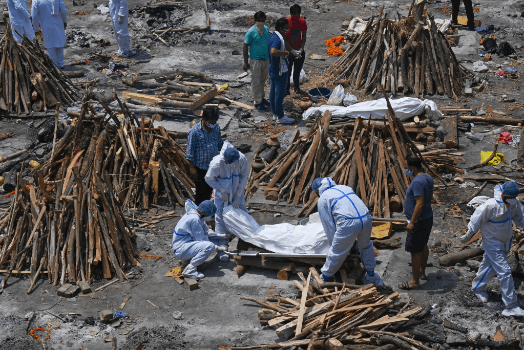 India covid cremation china