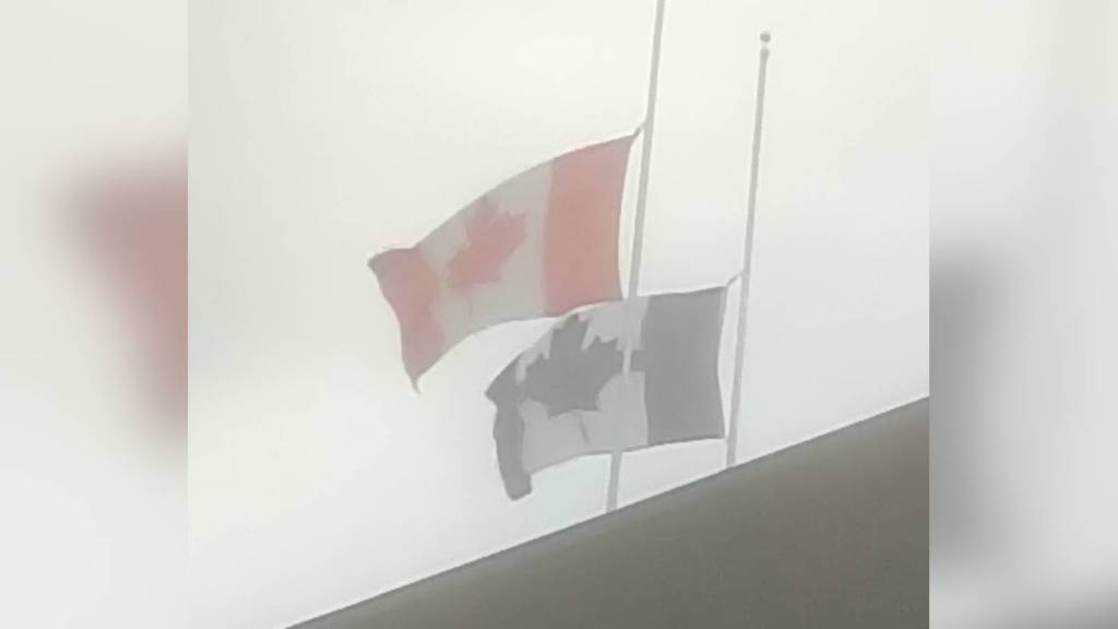 thin blue line canadian flag