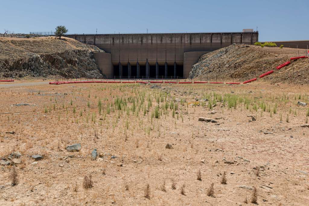 Extreme Drought Could Shut Down a Hydroelectric Power Plant In California