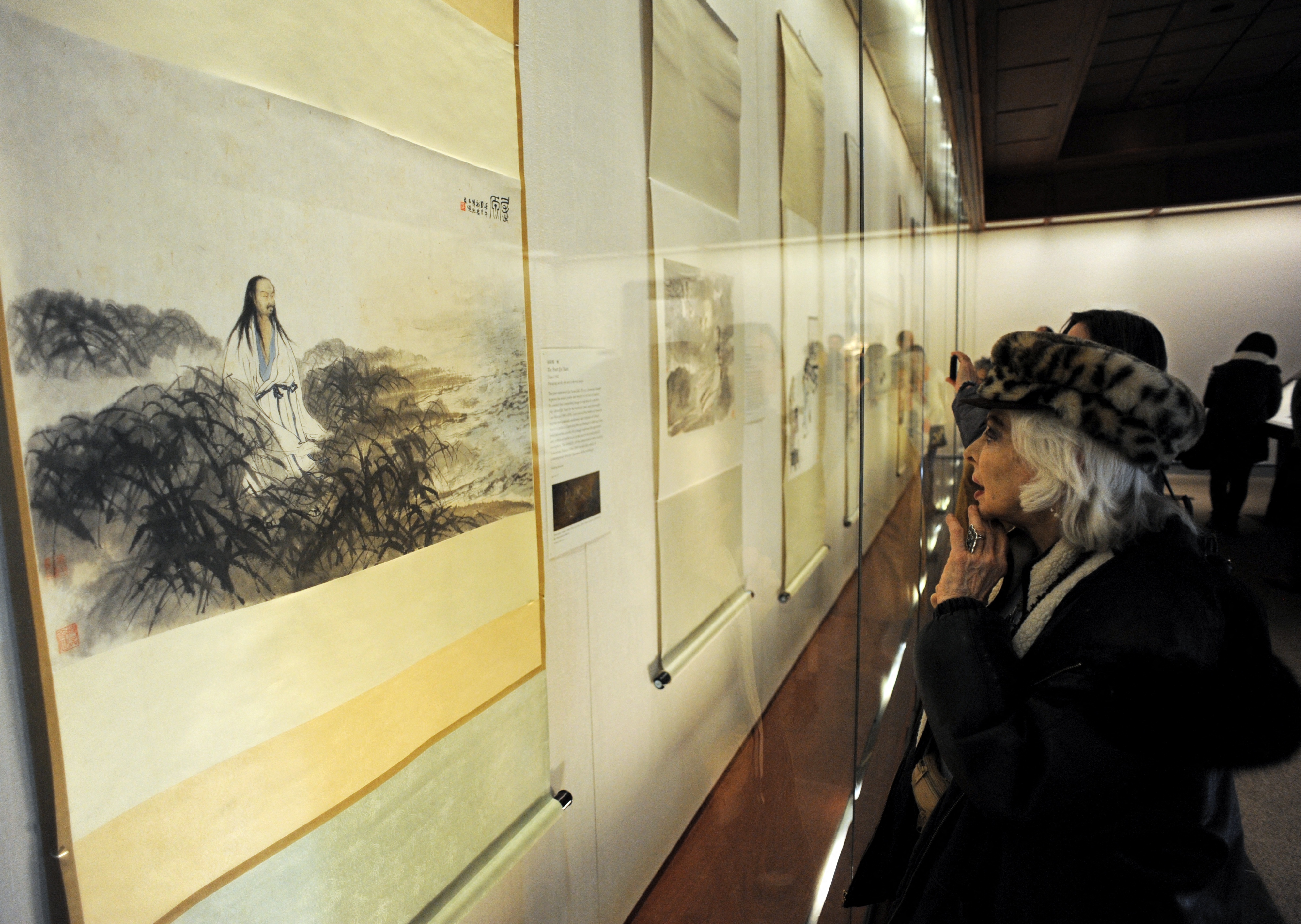 A painting depicting the poet Qu Yuan on display at the Metropolitan Museum of Art in New York in 2012.Photo: STAN HONDA / AFP