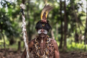 Yanuarius Kobi adalah anggota suku Auyu yang tinggal di desa Meto, Kabupaten Boven Digoel, Papua.