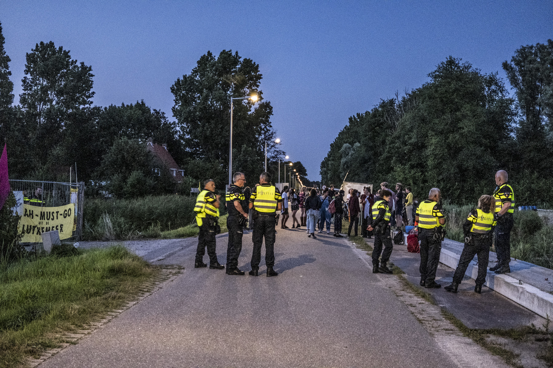 Politie Lutkemeerpolder XR. Foto Roos Pierson.