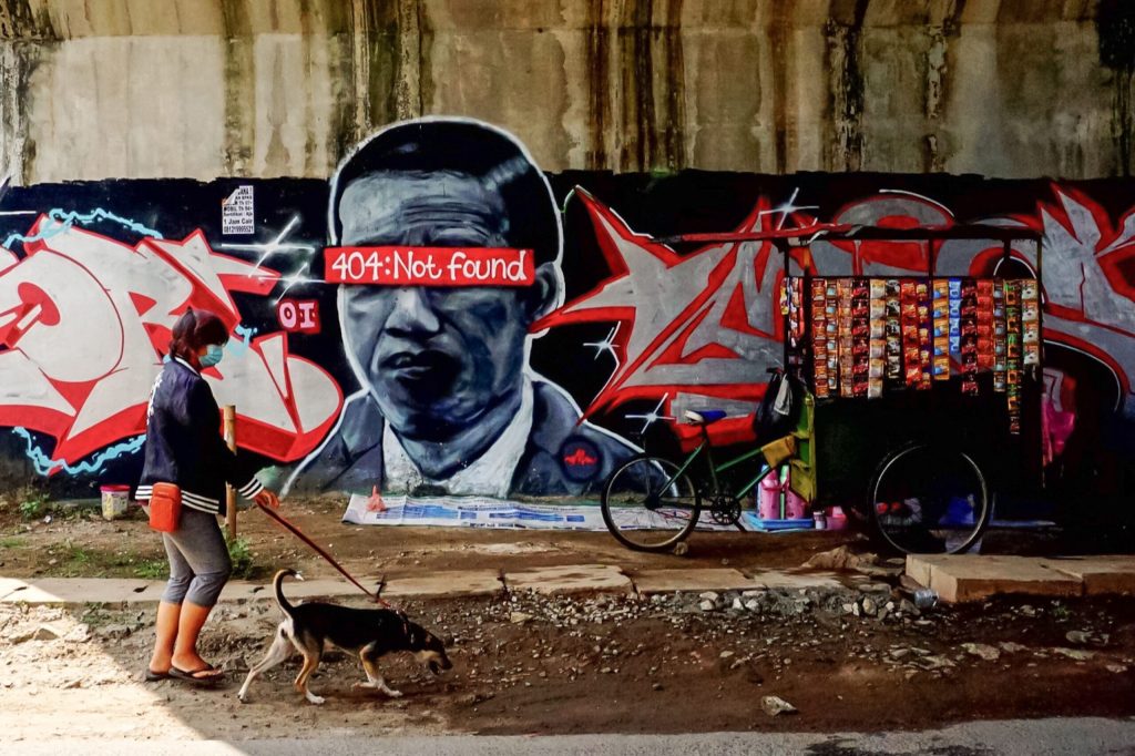 Mural berisi kritik pada Presiden Jokowi di Batu Ceper Kota Tangerang Dihapus Polisi