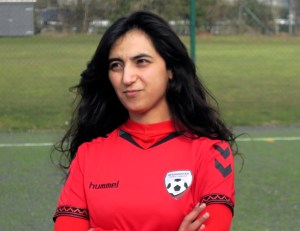 Taliban Kembali Berkuasa Mantan Kapten Timnas Sepakbola Putri Afghanistan Ajak Rekannya Bakar Seragam dan hapus medsos