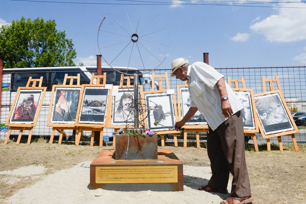 Ce nu ți se spune la școală despre Holocaustul romilor și rasismul României din prezent