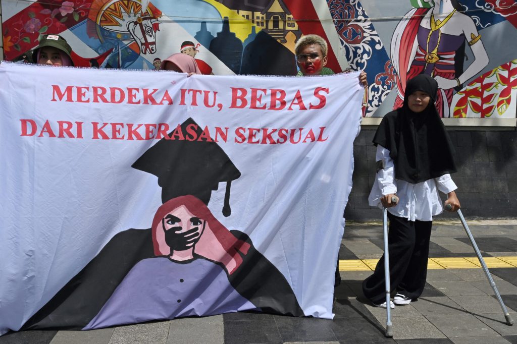 Dekan FISIP Unri berinisial SH jadi tersangka di Polda Riau atas dugaan tindakan cabul pada mahasiswi