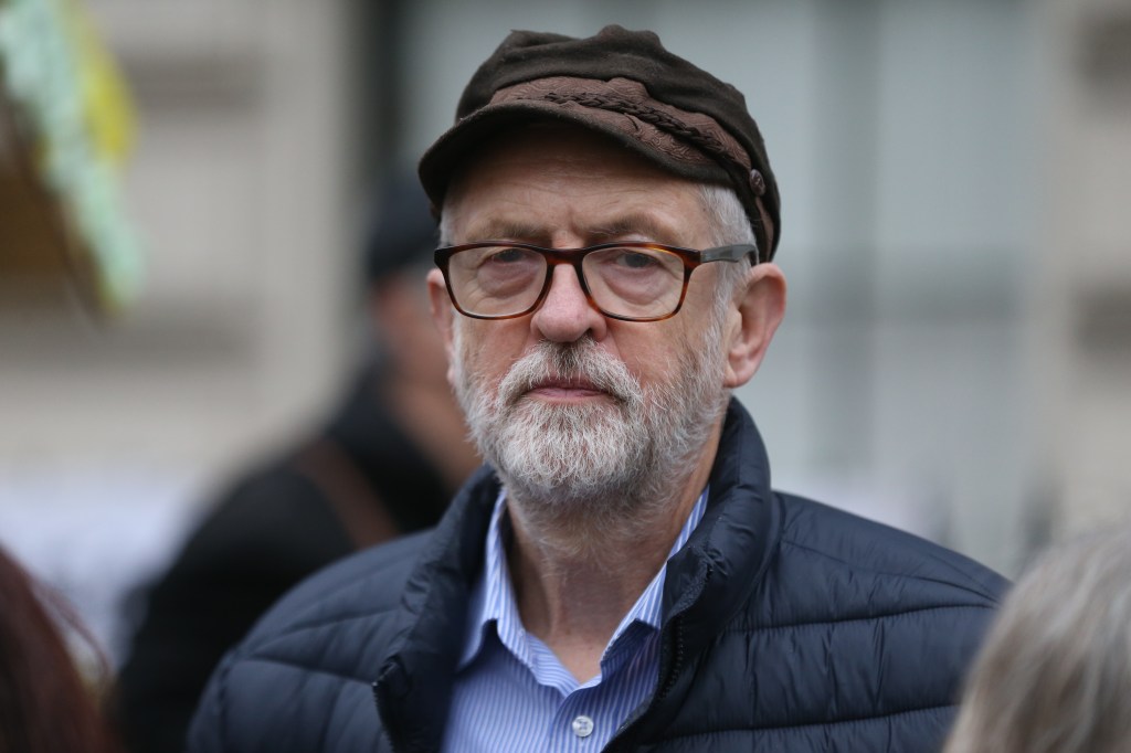 Insert Conservative Councillor Agrees to Pay 'Substantial Damages' to Jeremy Corbyn Over Image