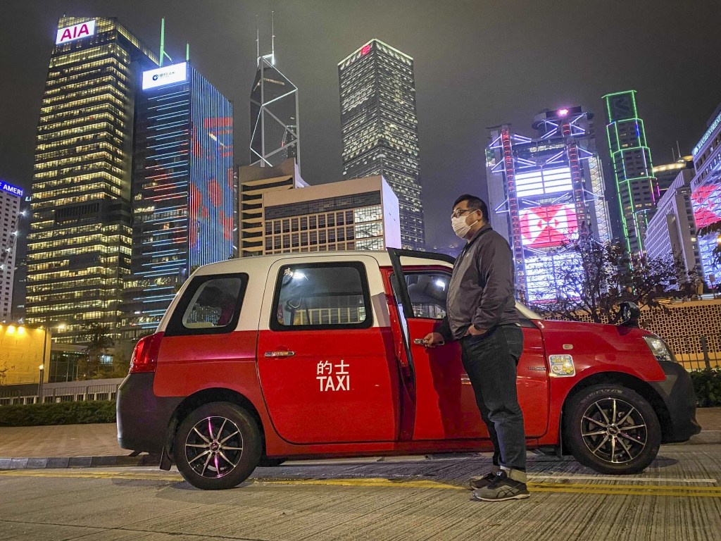 They Were Reporters in Hong Kong. Now They Drive Cabs and Sell Fried Chicken.