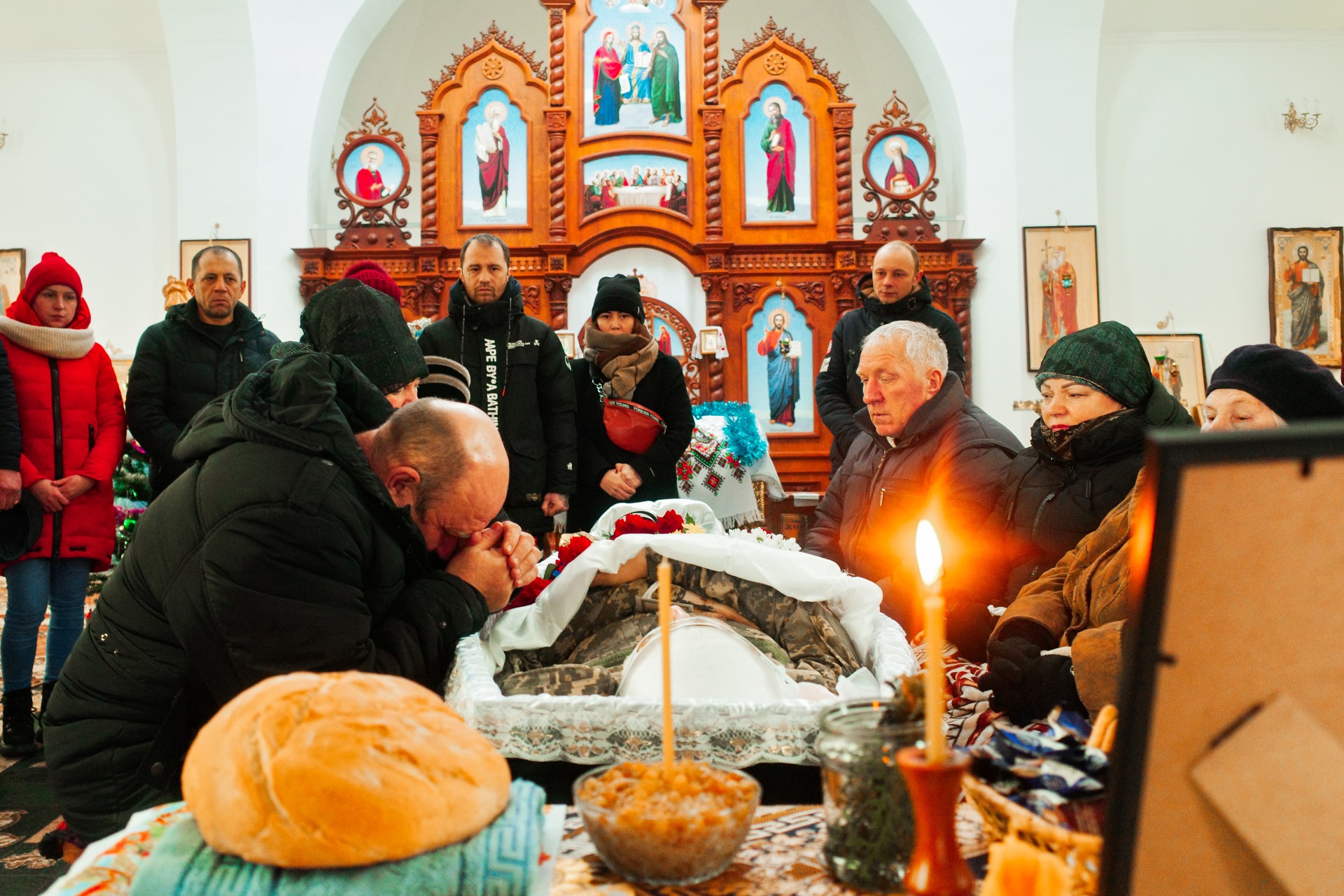 Viktor Kucherenko's funeral in Novolazarivka, Mykolaiv.