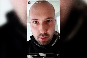 Ein junger Mann mit kurzen Haaren und Dreitagebart blickt in einer Instagram-Story in die Kamera. Tobias Ludloff wurde fälschlicherweise als Amokläufer an der Heidelberger Uni bezeichnet.