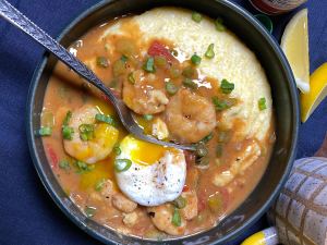 Shrimp Étouffée with Creamy Grits Recipe