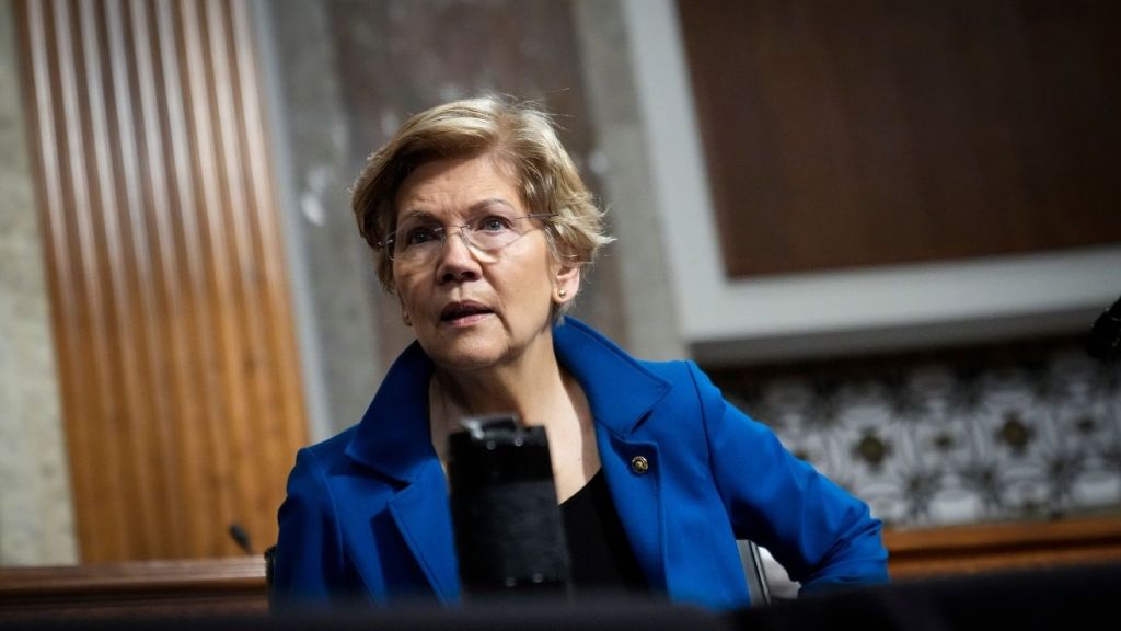 Crypto Advocates Say Elizabeth Warren's Sanctions Bill Is Unconstitutional