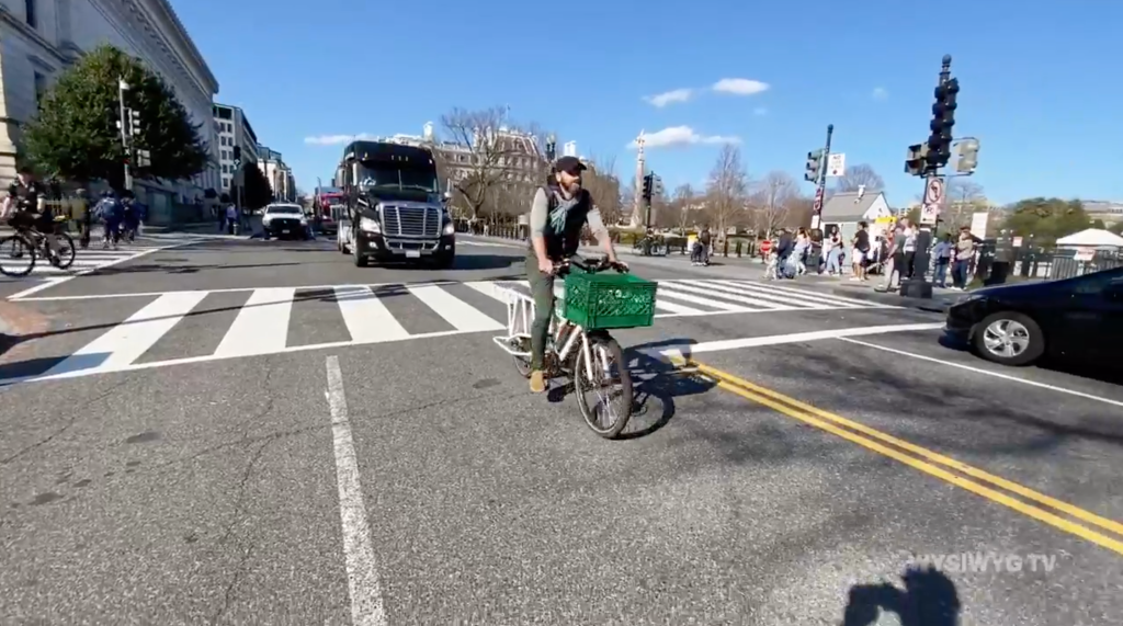 bike-trucker-convoy-washington