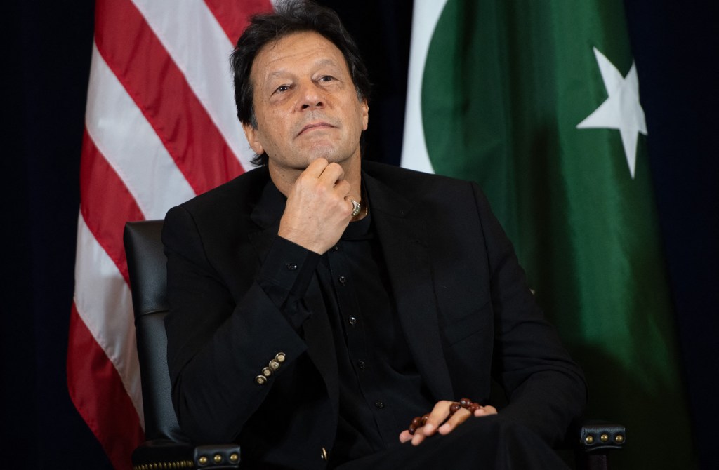 Pakistan, democracy, parliament, no-confidence, elections, Imran Khan, south asia