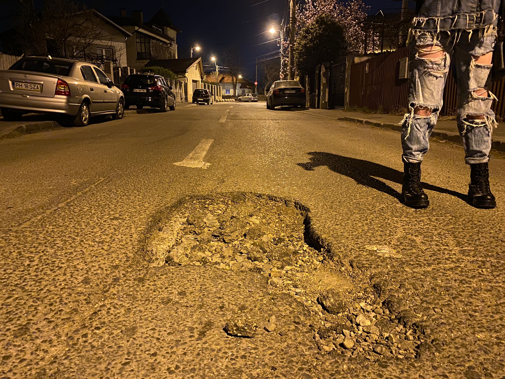 cum e sa fii tanar in ploiesti, viata in ploiesti poluare, noxe, gropi