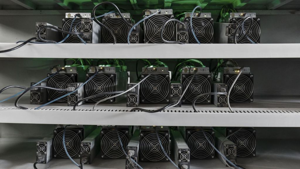 A Fossil Fuel Power Plant That Mines Bitcoin is Fighting to Stay Open