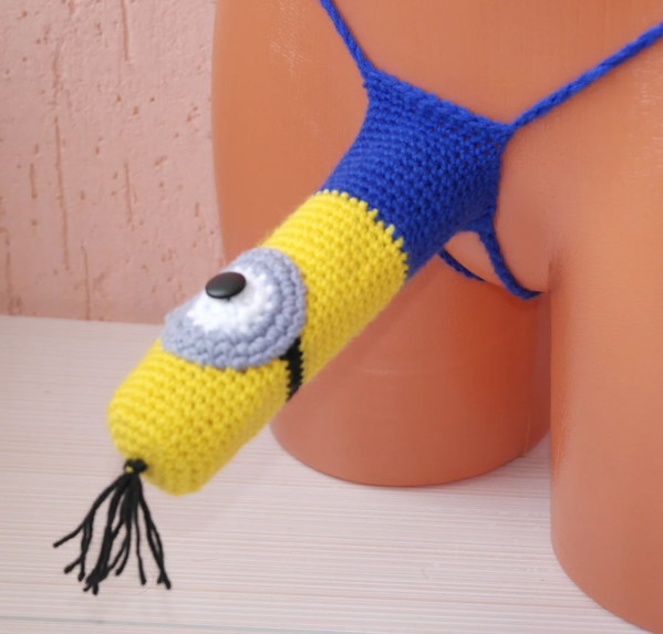 minion thong