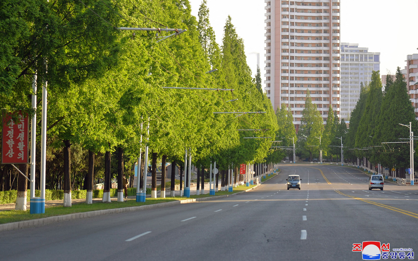 Străzile liniștite din Pyongyang în timpul carantinei, pe 17 mai. Foto: STR/KCNA via KNS/ AFP via AFP