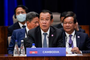 Perdana Menteri Kamboja Hun Sen Ganti Tanggal Lahir agar peruntungan Shionya lebih baik