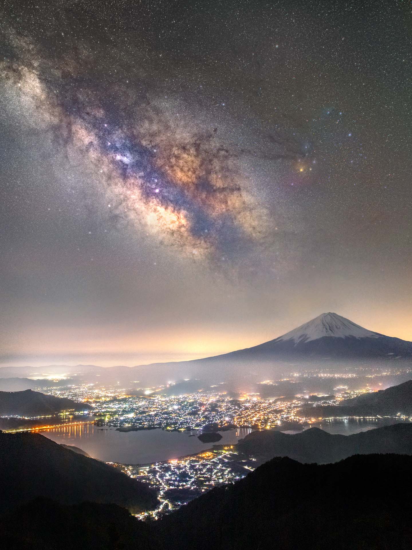 “MT. FUJI AND THE MILKY WAY OVER LAKE KAWAGUCHI” – TAKEMOCHI YUKI.jpg