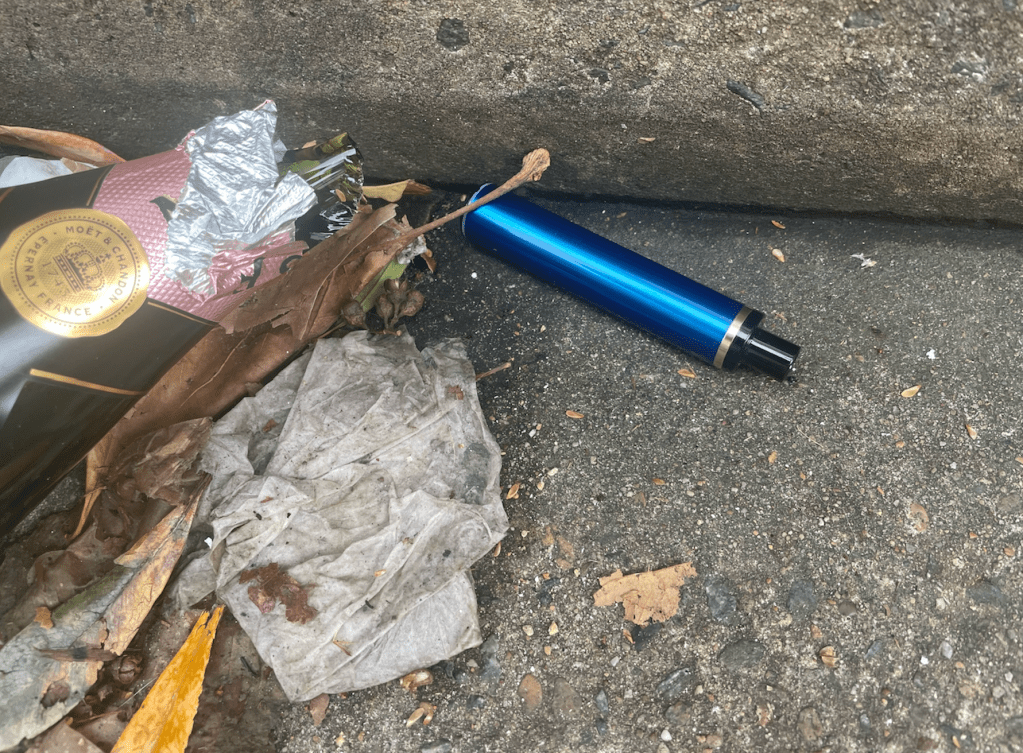 ​A vape on the street