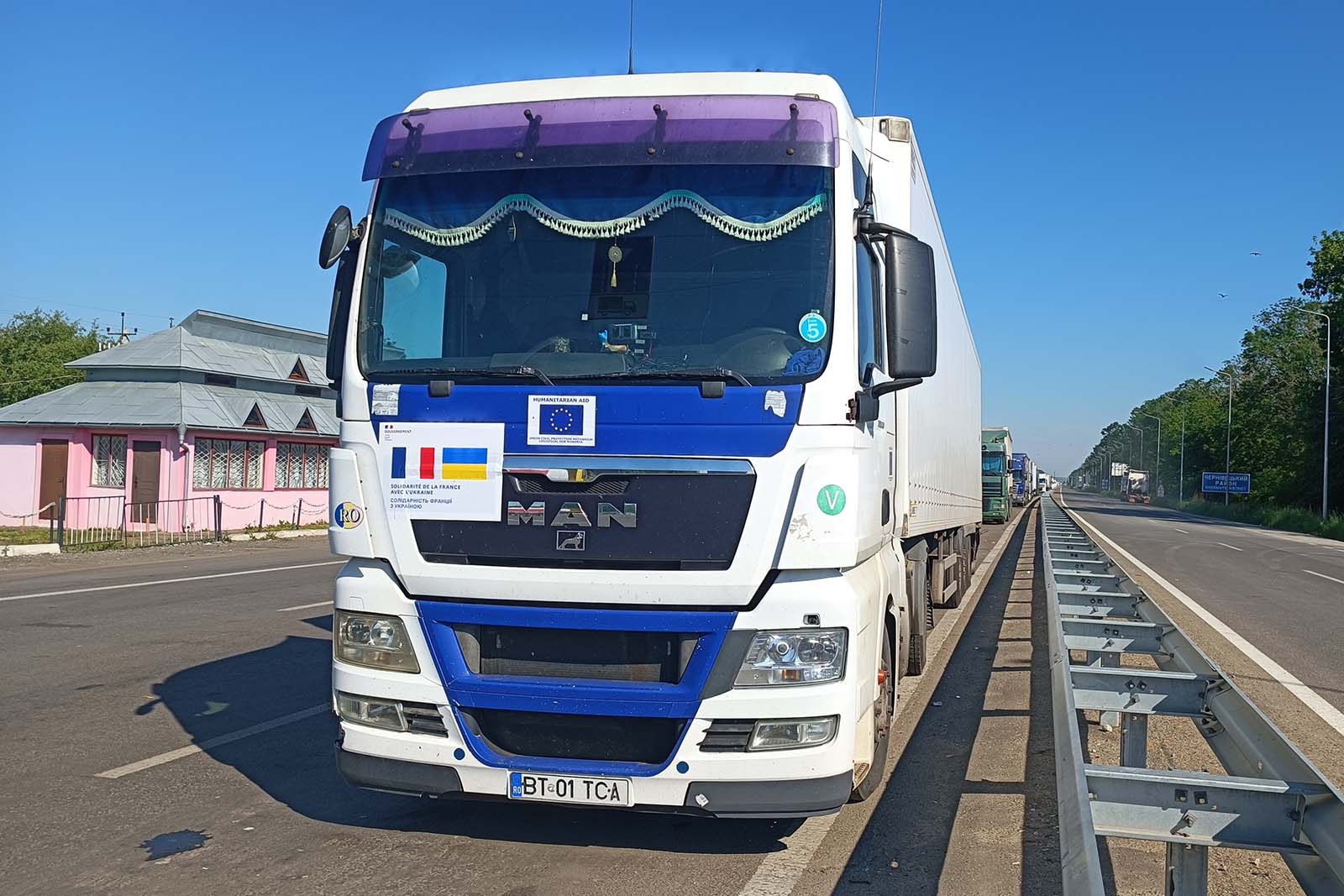 razboi ucraina romania vama aglomeratie tiruri trenuri transport marfa frontiera tir abandonat