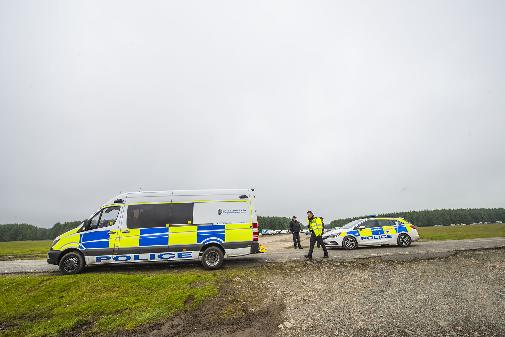 Police gathering at illegal Cornwall Rave