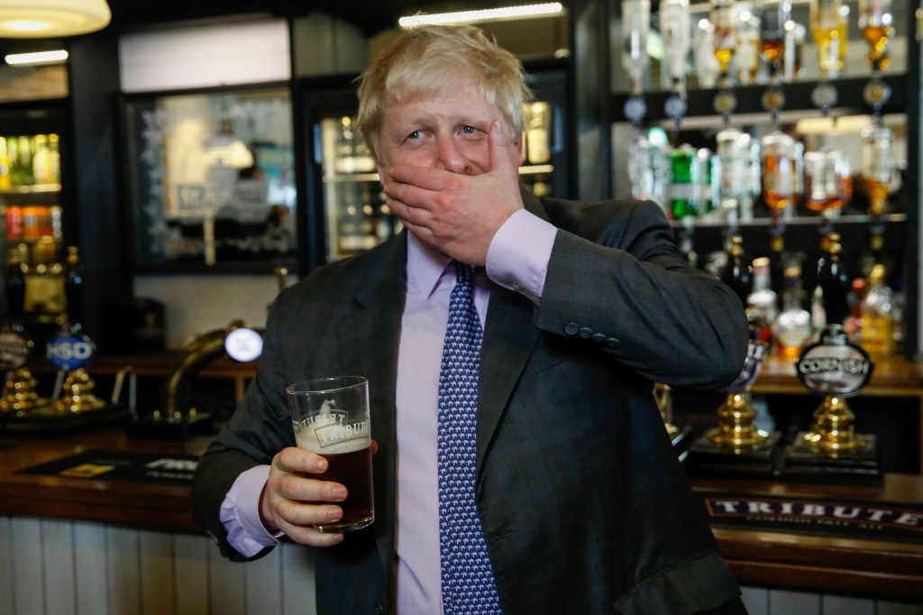 boris johnson resigns