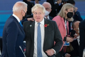 Boris Johnson (right) with U.S. President Joe Biden during the G20 summit on October 30, 2021.