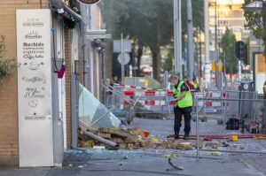 Pencuri bobol ATM di Amsterdam Belanda pakai bom uang ikut hangus terbakar