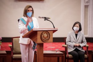 Speaker of the U.S. House Of Representatives Nancy Pelosi (D-CA), left, speaks after receiving the Order of Propitious Clouds with Special Grand Cordon, Taiwan’s highest civilian honour, from Taiwan's President Tsai Ing-wen, right.