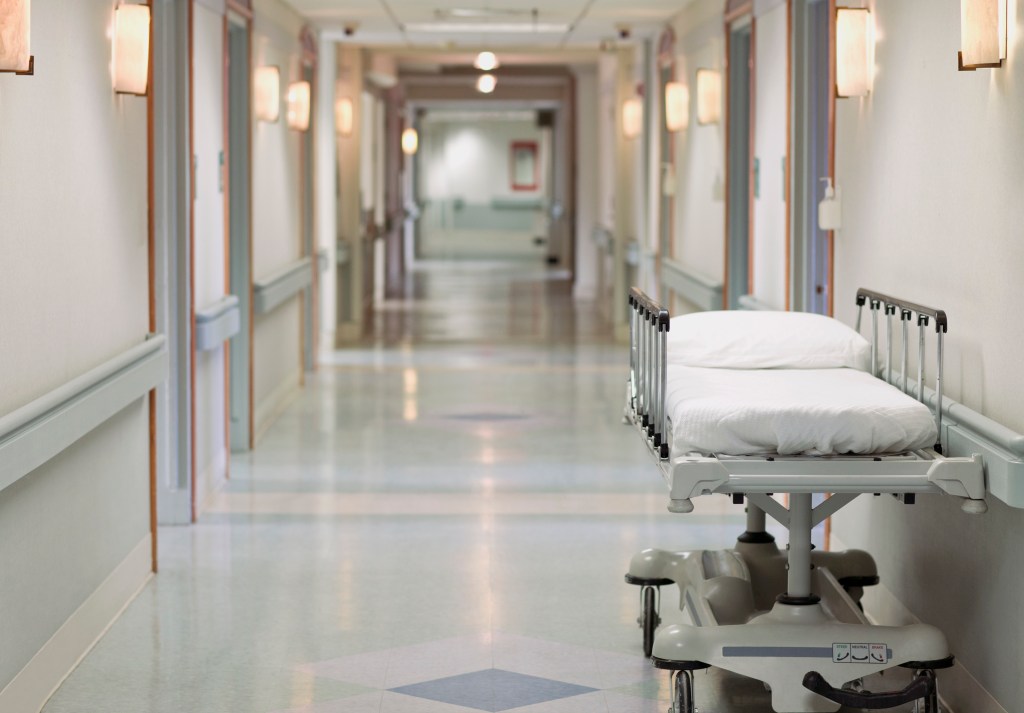 ​A nurse at a psychiatric ward in a Pennsylvania hospital alleges that the hospital fired her after she used "profane language" to report a sex act between patients.