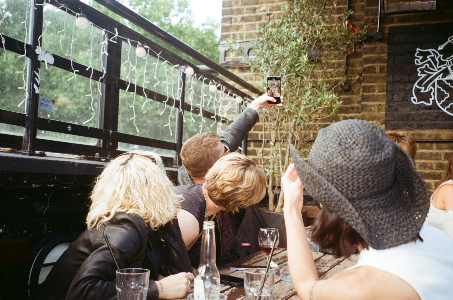 Pale Waves taking a selfie