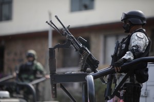 mexico-cjng-siege-doble-r