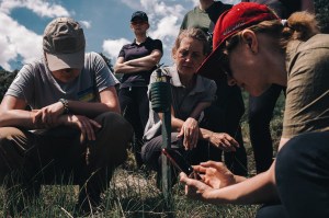 ukraine-women-explosives