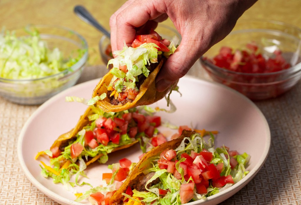 Tacos Dorados (Tacos fritti con carne)