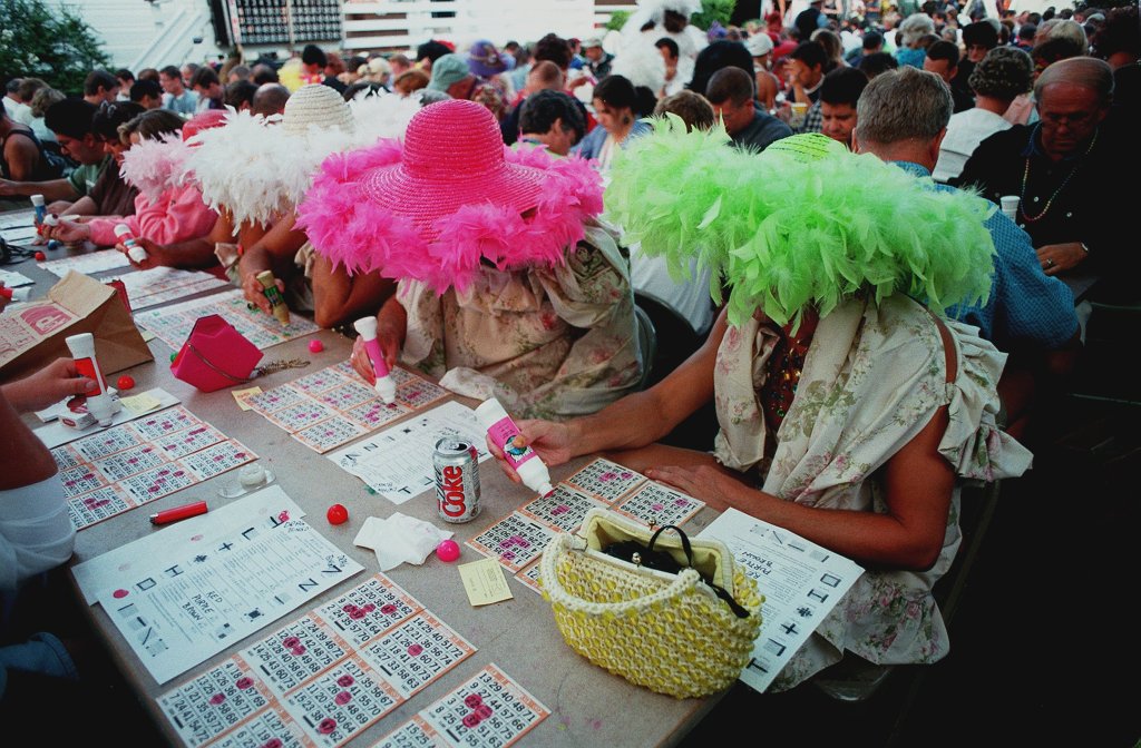 texas-proud-boys-drag-bingo-neo-nazis