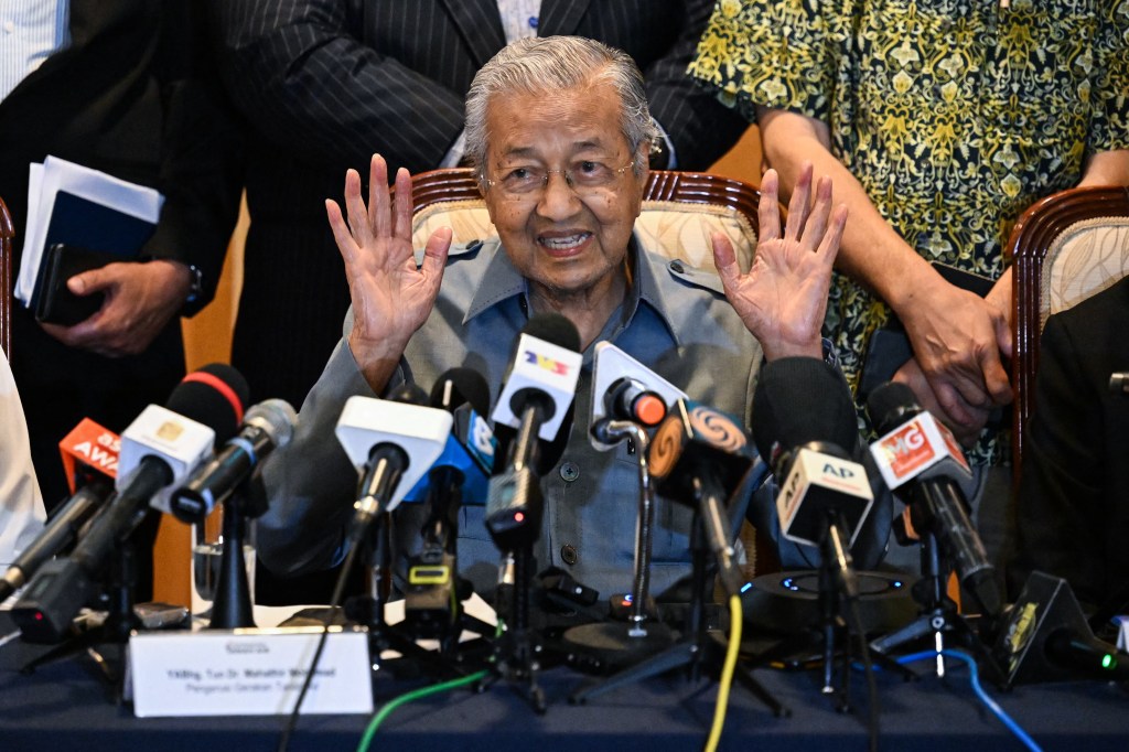 Former Malaysian prime minister Mahathir Mohamad is running for GE15.