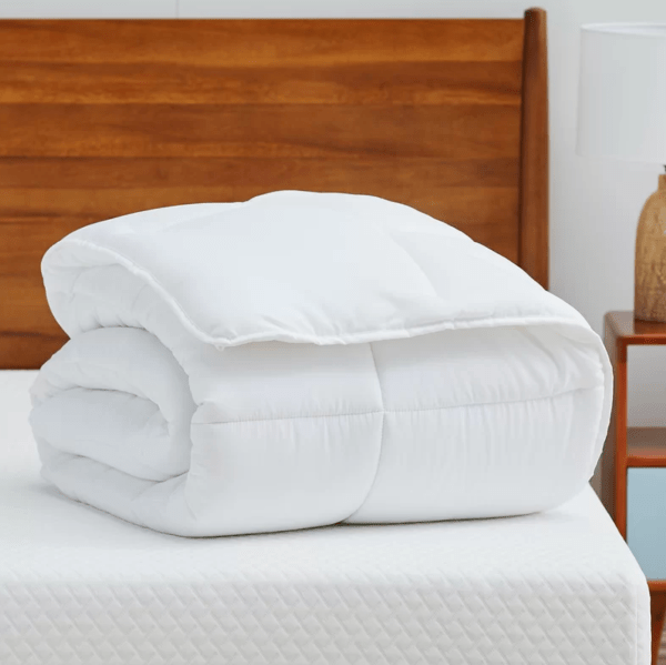 All Season Polyester Down Alternative Comforter