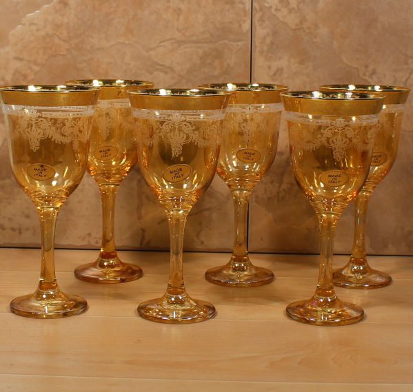 Amber Veneziano Corona Glass Goblet