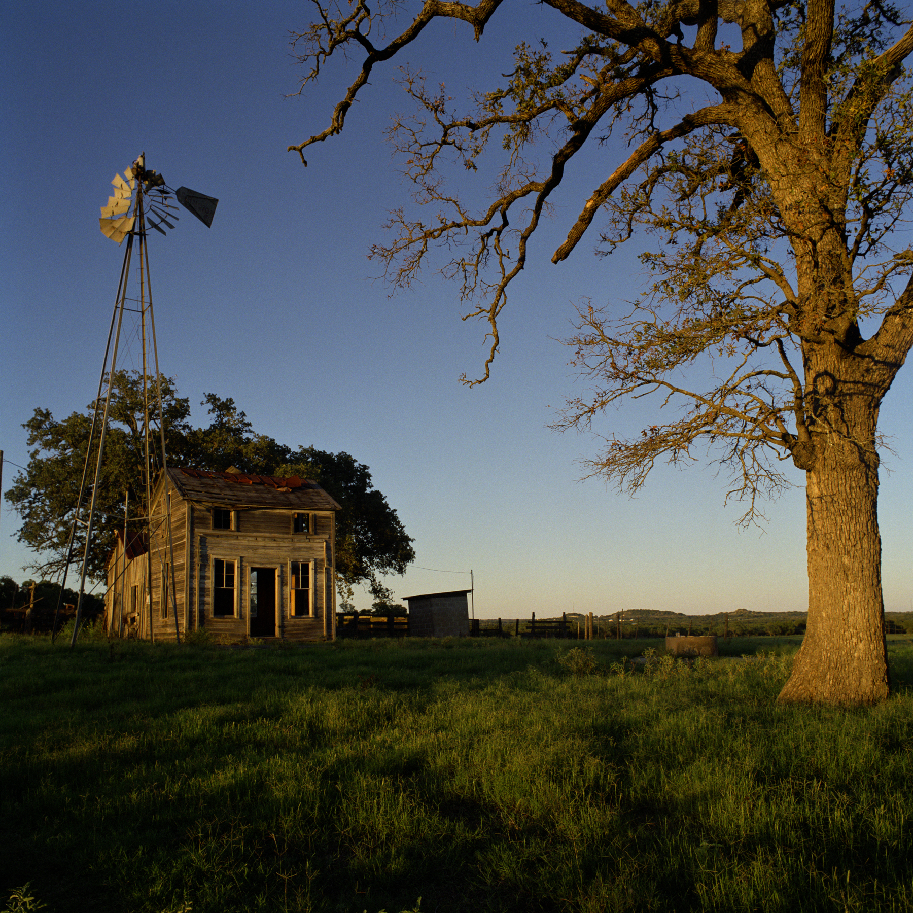 An abandoned farmhouse in Texas in the mid-2000s