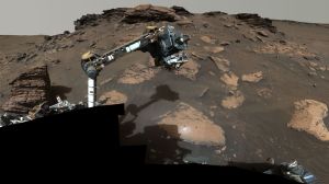 NASA Mars Rover Finds ‘Very, Very Strange Chemistry’ and Ingredients for Life