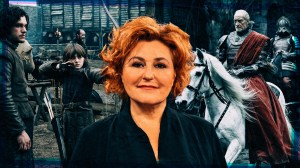 Sabine Rückert, Macherin von Zeit Verbrechen, vor einem Game of Thrones Hintergrund