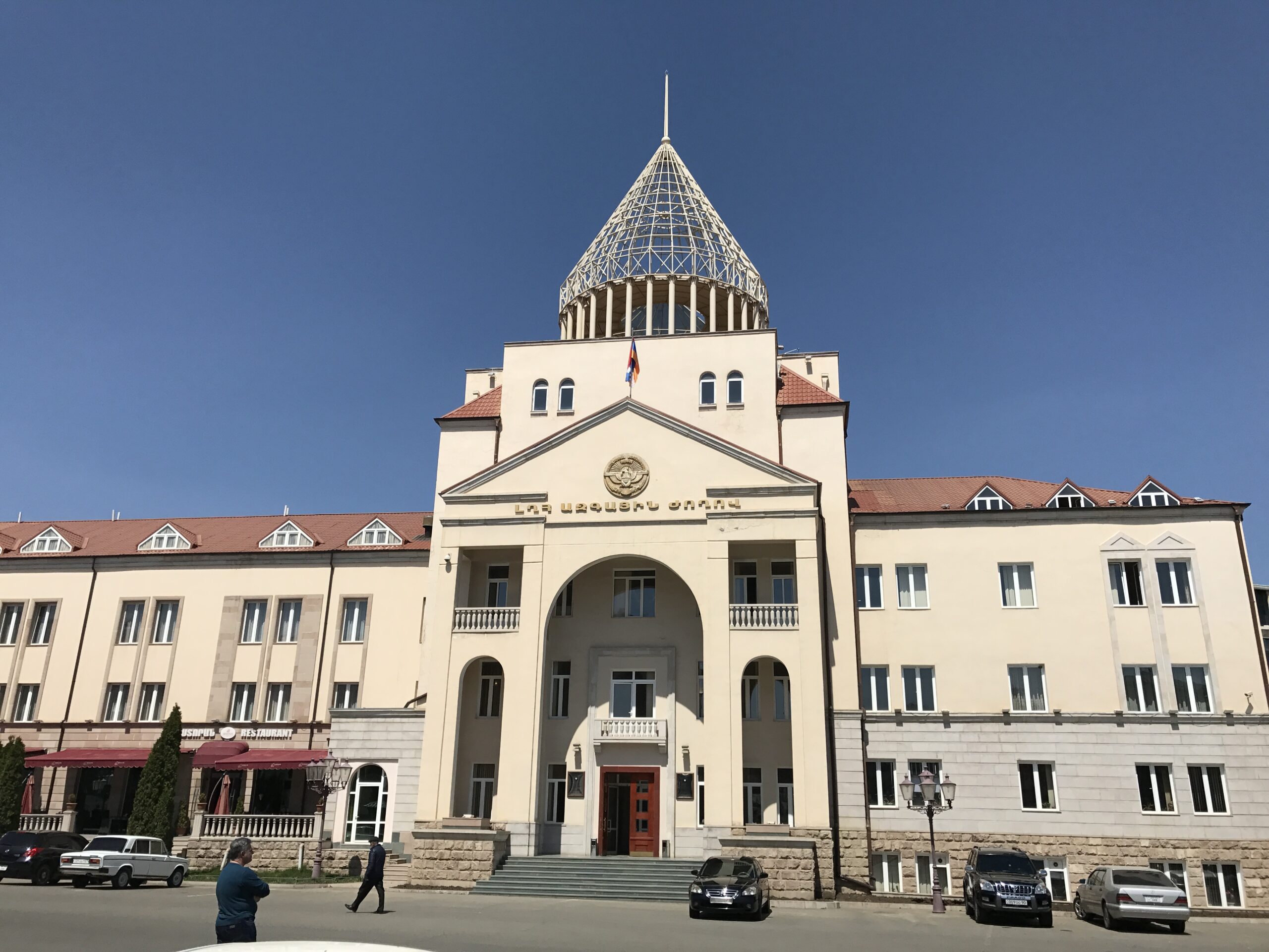 Die Nationalversammlung in Arzach