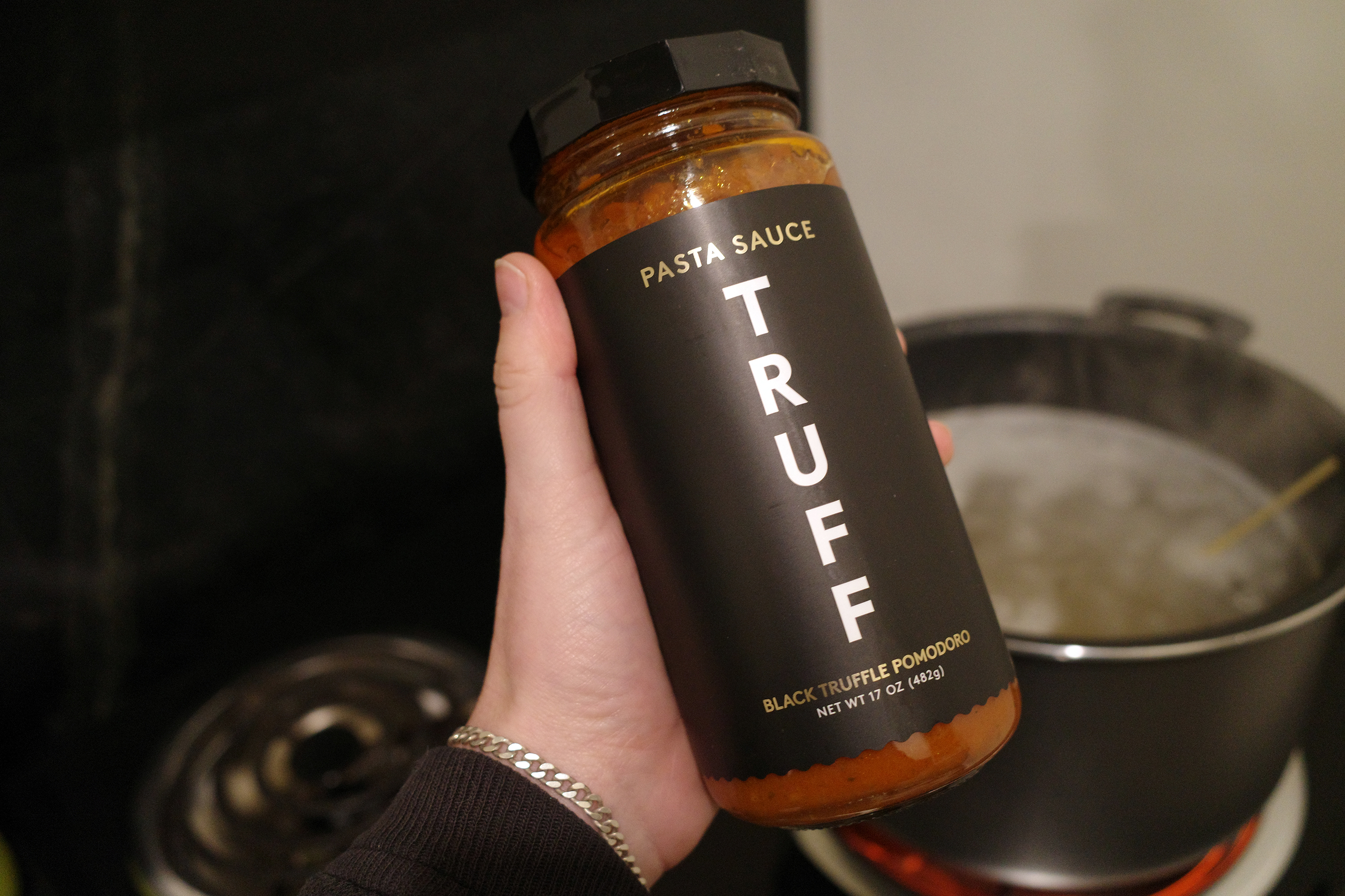 truf jar sauce 1.jpg