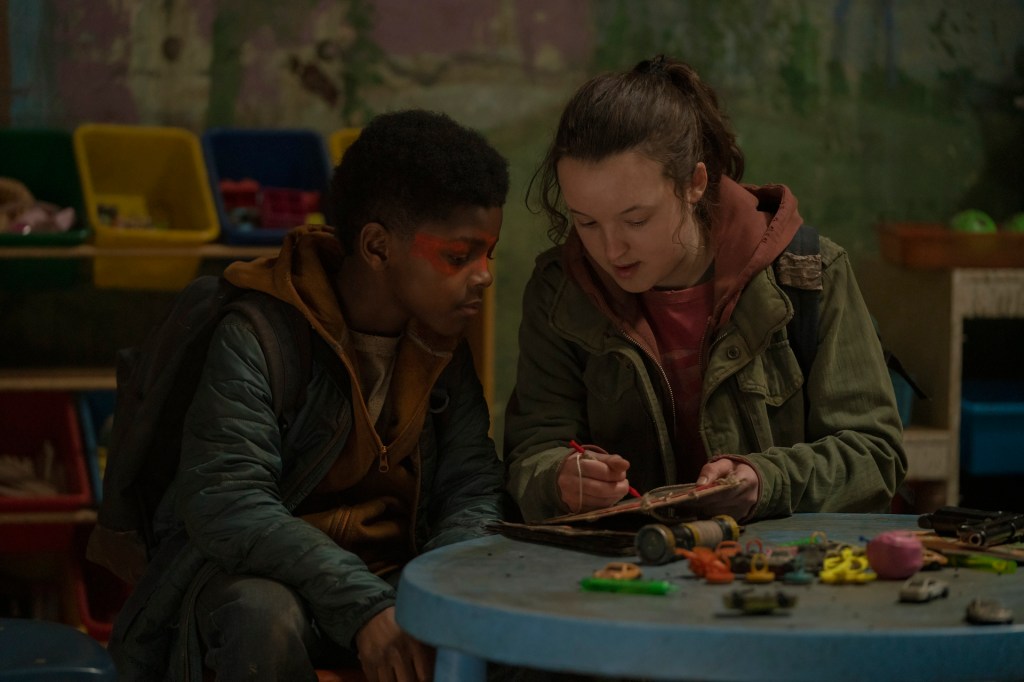 Photo from The Last of Us episode 5 - Sam (Keivonn Woodard) and Ellie (Bella Samsey)