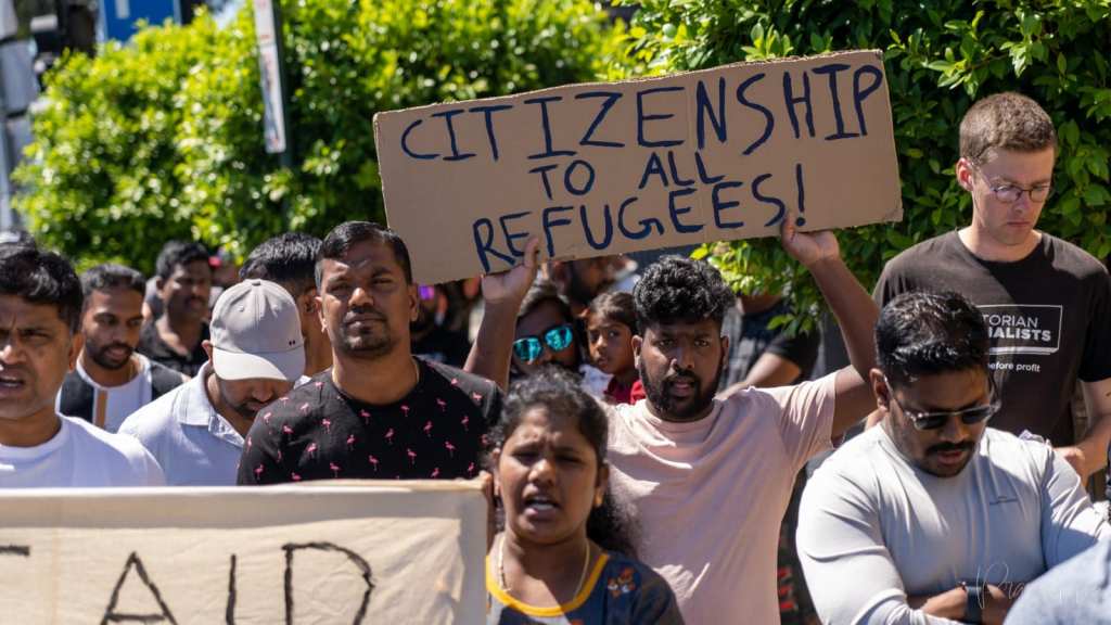 12,000 refugees, australia, tamil, tpv, shev