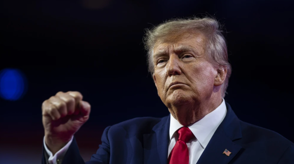 FORMER US PRESIDENT DONALD TRUMP DURING THE CONSERVATIVE POLITICAL ACTION CONFERENCE (CPAC) IN NATIONAL HARBOR, MARYLAND, US, ON SATURDAY, MARCH 4, 2023.  (PHOTO BY AL DRAGO / BLOOMBERG VIA GETTY IMAGES)