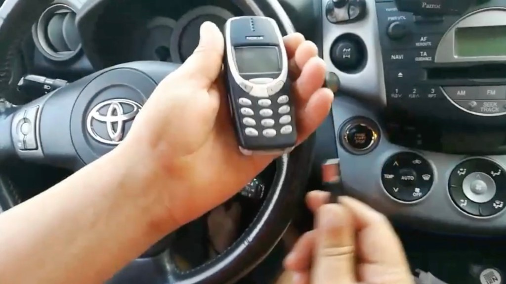 hoti masina auto teapa nokia 3310