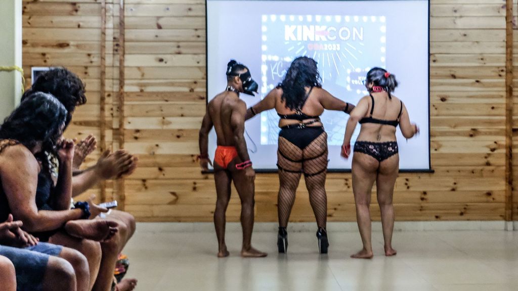 Kink Conference; Kink convention